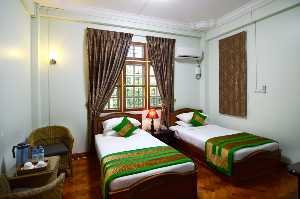 Great Feel Hotel Янгон Экстерьер фото